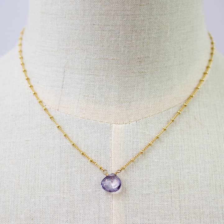 Collier Goutte de Cœur Délicat 18" pour la vente par a.v. max