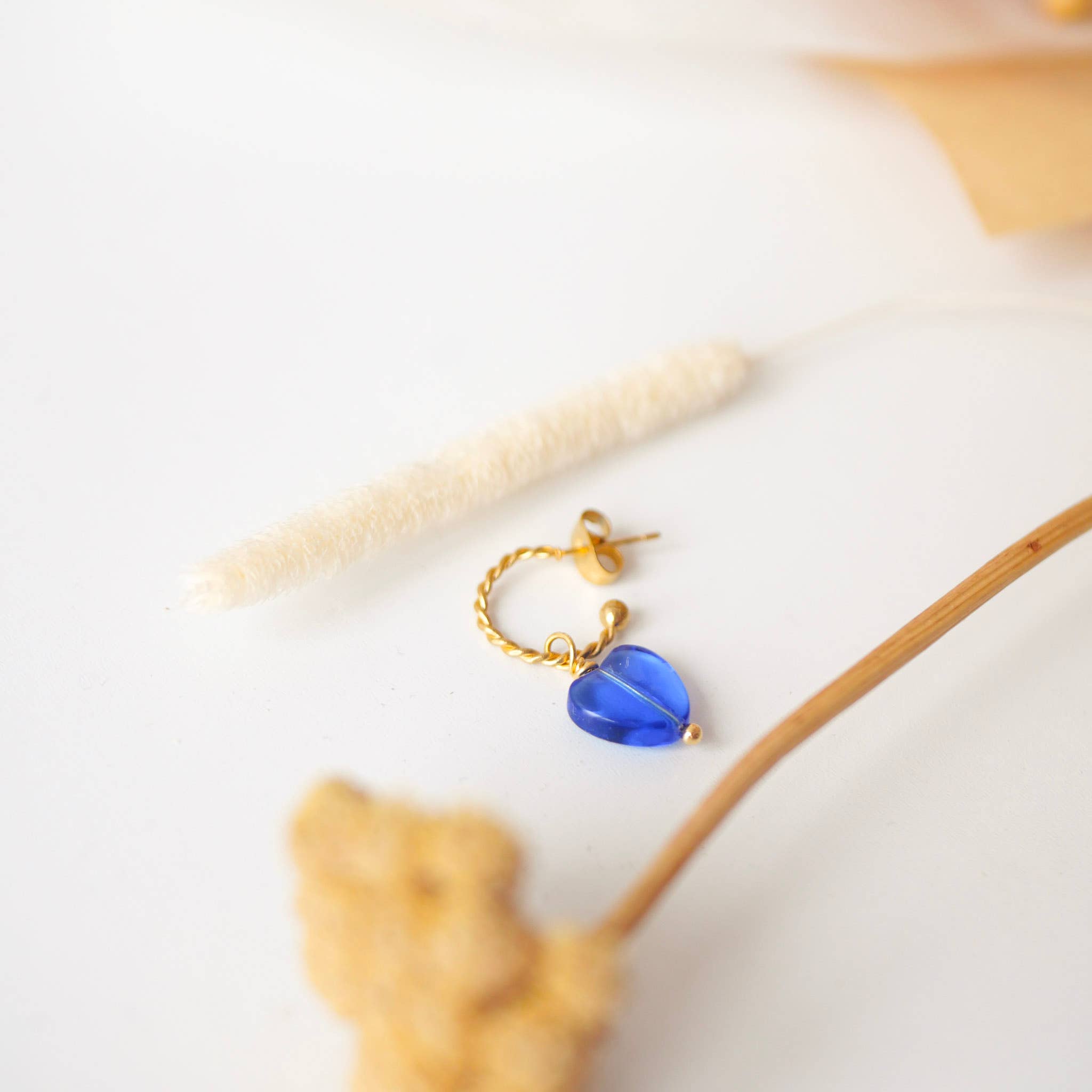 Azeria Création - Wholesale Huggie Earrings - Héna Mini Creole25