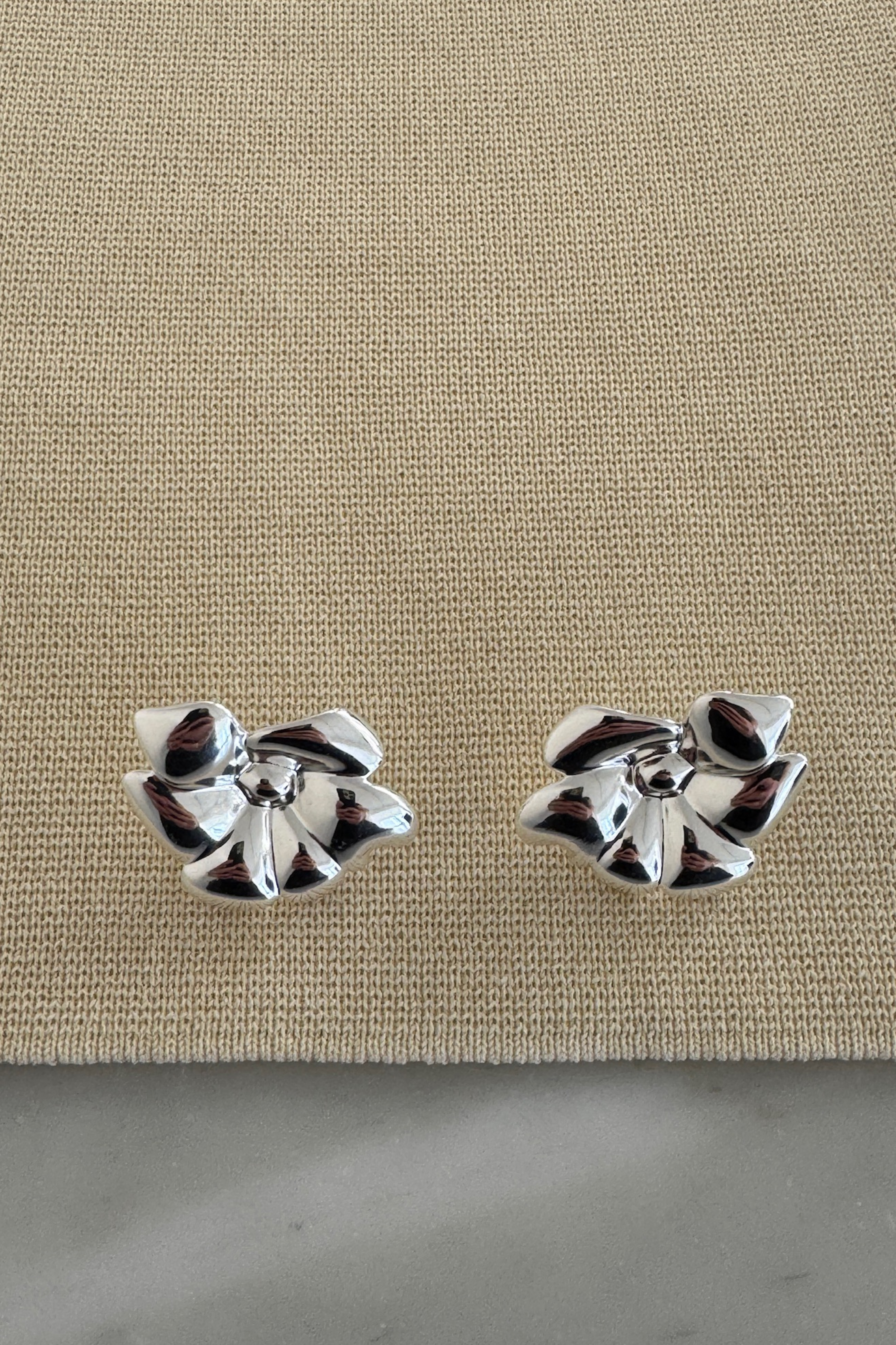 Zoila - Wholesale Stud/Post Earrings - Le Fleur Earrings4