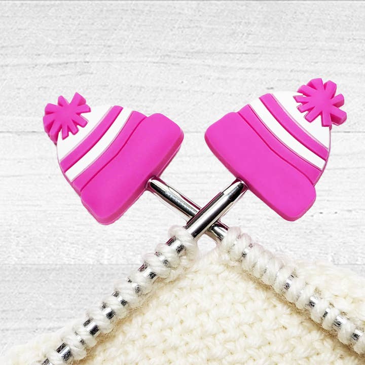 Tuques Stitch Stoppers pour la vente par Pretty Warm Designs