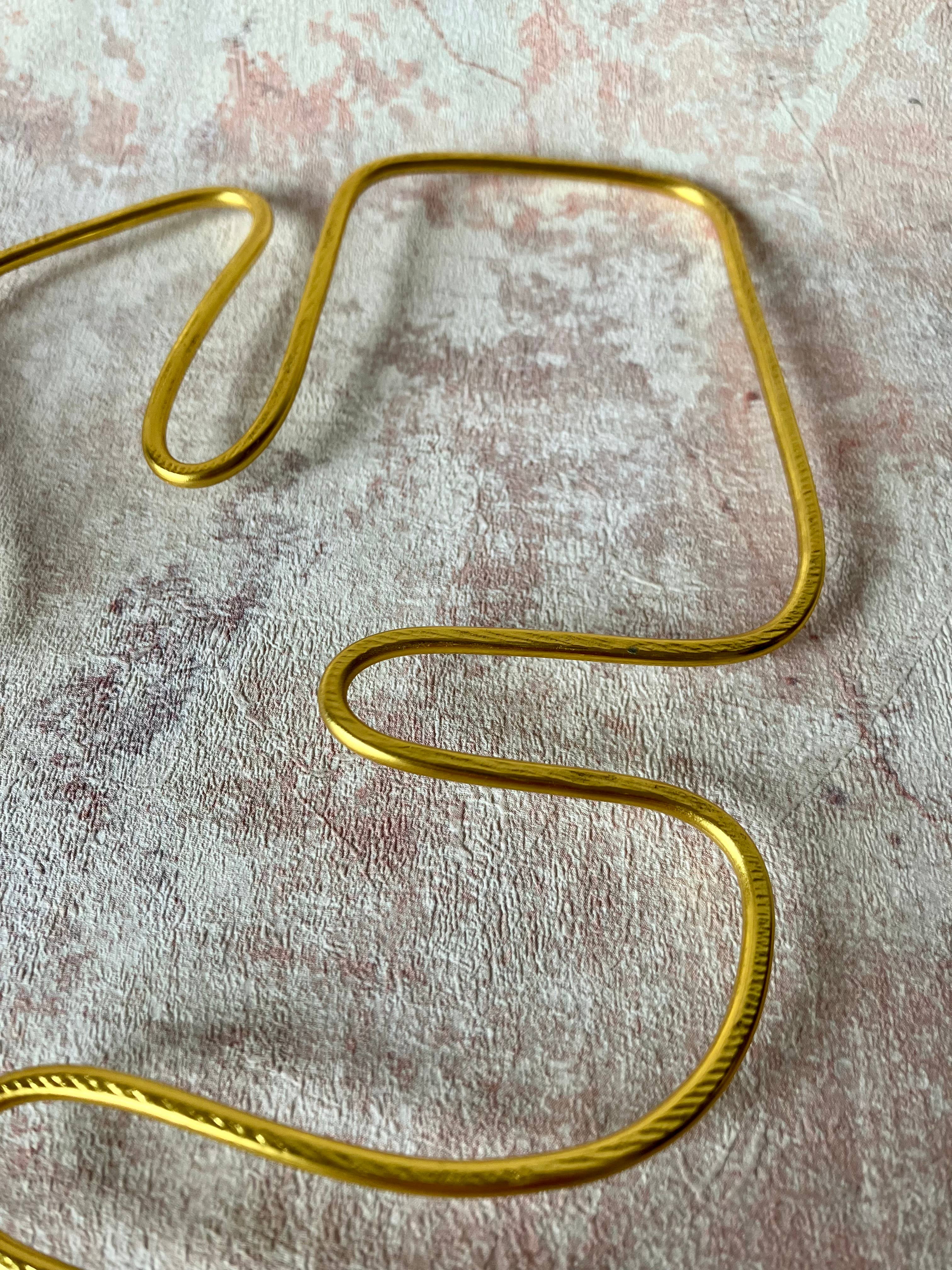 Piece by Jackson - Wholesale Trellis - Monstera Leaf Plant Support2