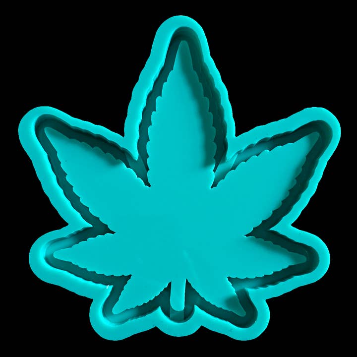 Weed Leaf Ashtray Mold for wholesale by KCRESINSHOP