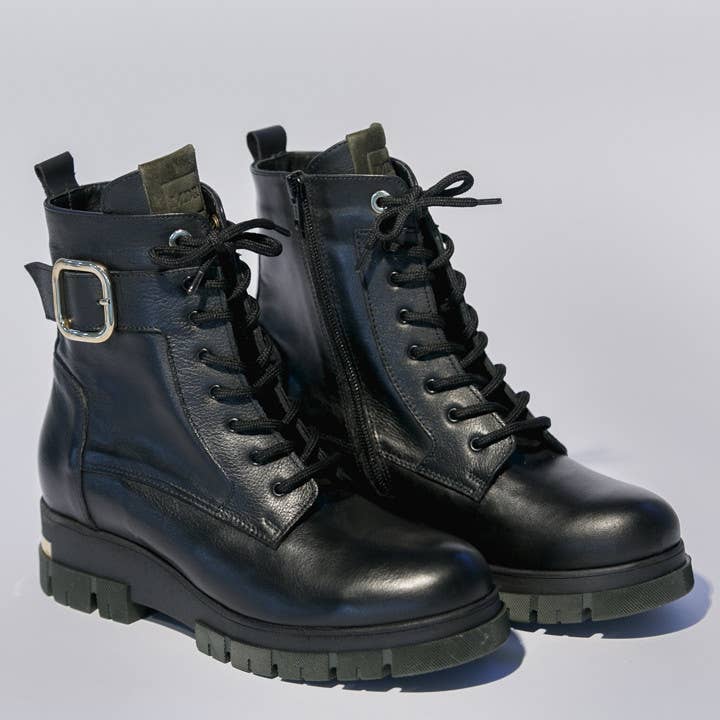 Maria Di Ripabianca - Wholesale Combat/Military Boots - Women's - Black combat boot with track sole2