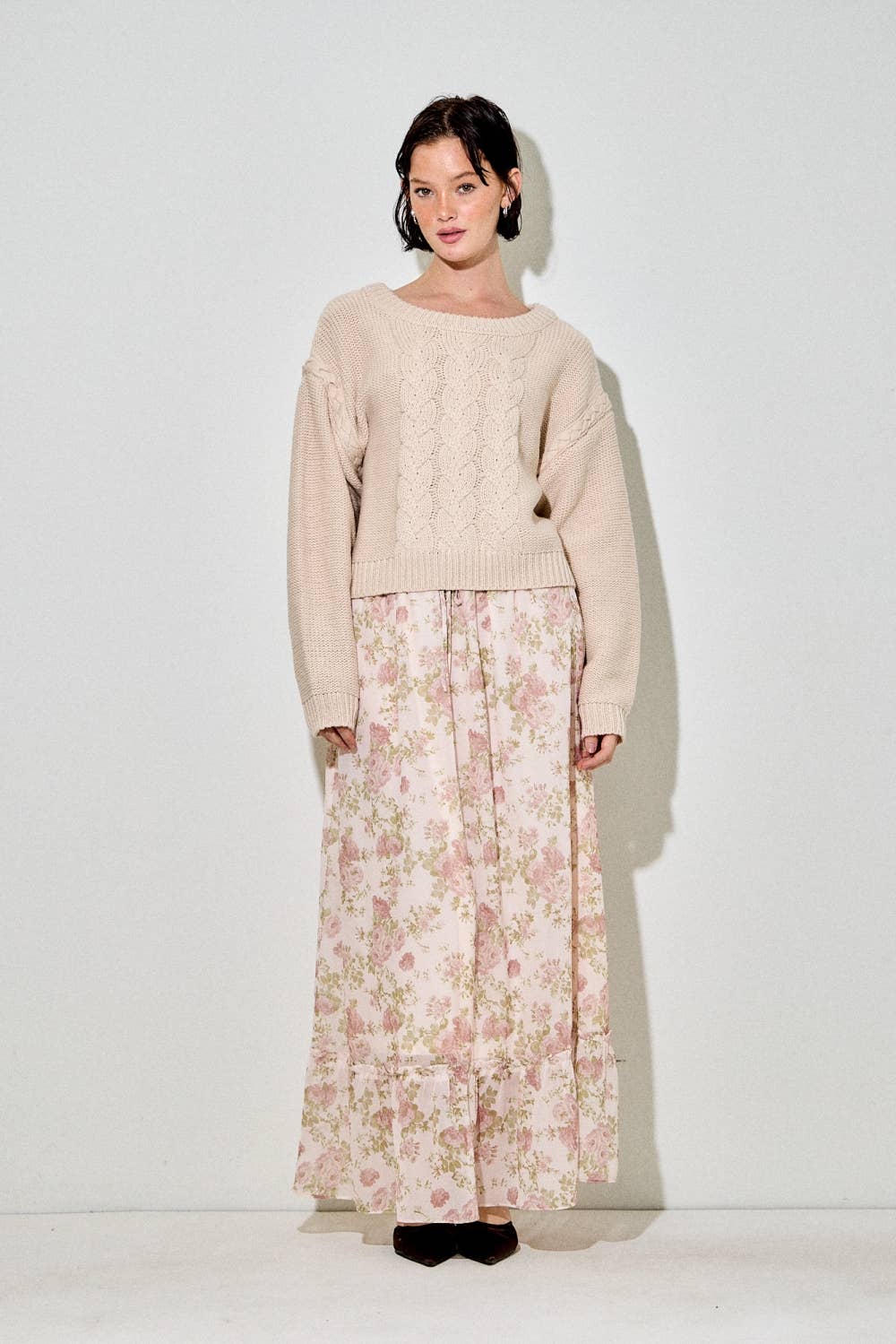 Baevely by Wellmade USA - Wholesale Knit Sweater - Women's - CABLE KNIT ROUND NECK SWEATER1