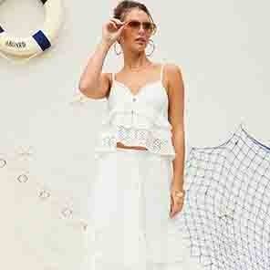 Blanc cassé Haut caraco à œillets en vente sur Faire15