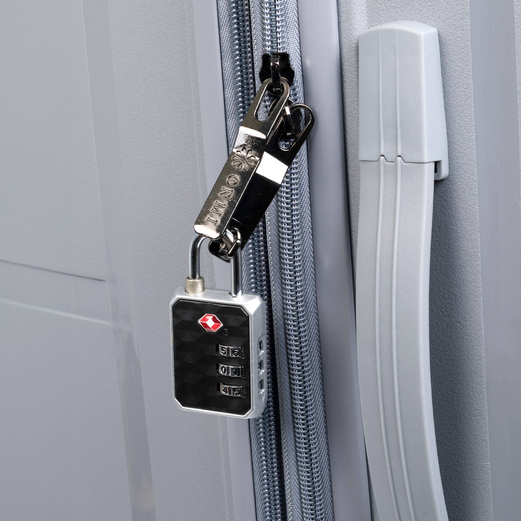 Black TSA security anti-theft lock with numeric combination for wholesale on Faire1