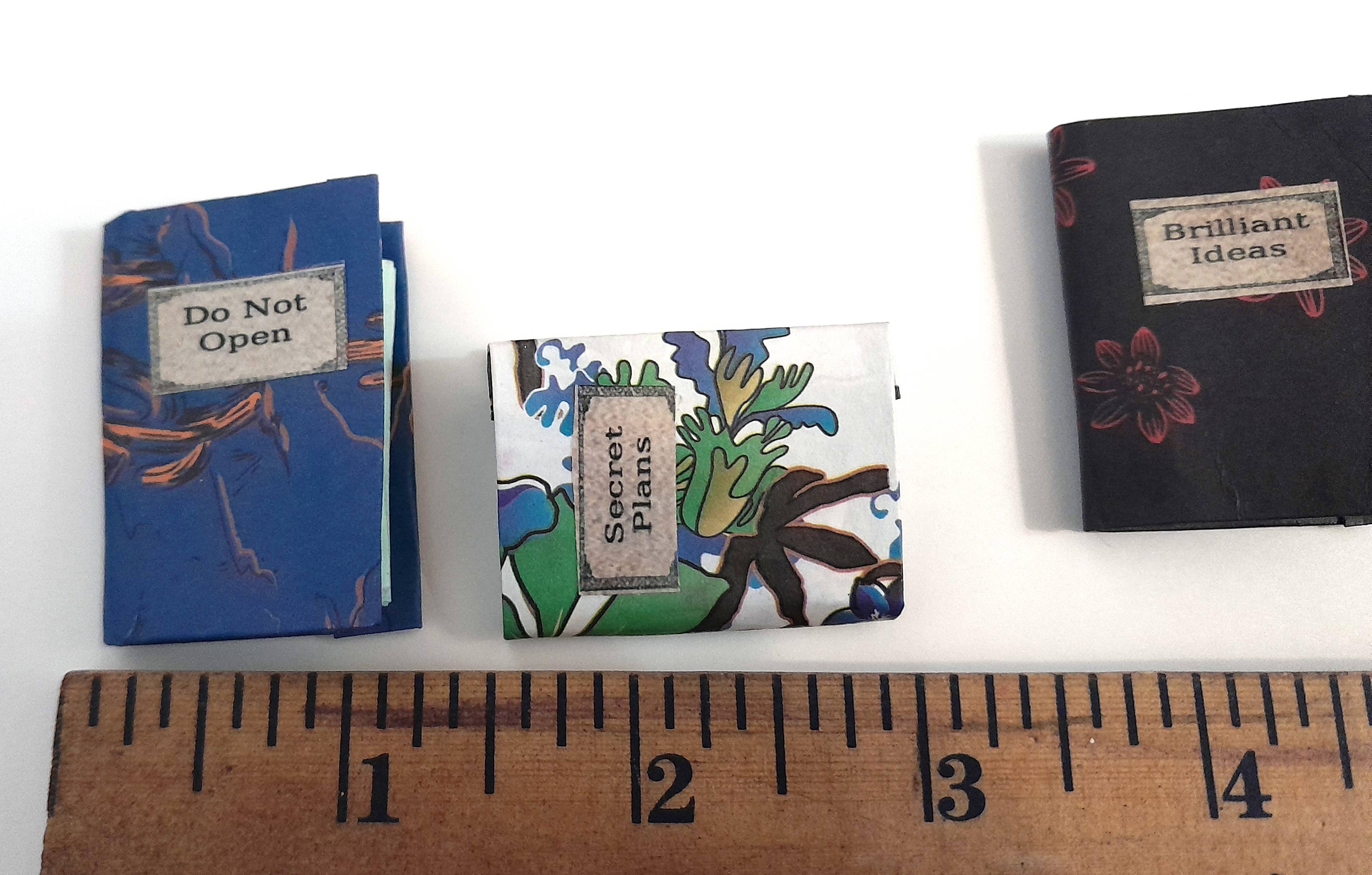 SUPERAWWWSOME - Vendita all'ingrosso Regalini per gli invitati - Mini Libri, Miniatura Casa delle Bambole Piccolo Diario Bomboniera8