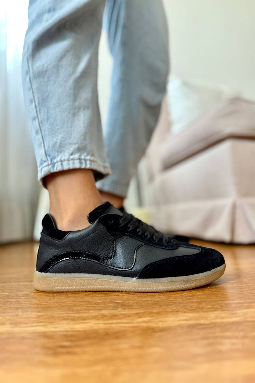 PMK SHOES - Wholesale Lifestyle Sneakers - Women's - Kova - Black - Handmade Cow Leather Sneakers