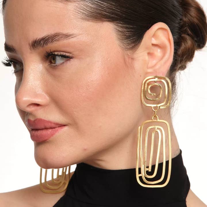 Zeydor Accessories - Vendita all'ingrosso Orecchini pendenti - Orecchini Avantgarde dorati ZeyDor