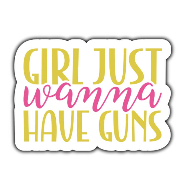 Autocollant Girls Just Want Have Guns (entraînement) rose pour la vente par Stick to it creations