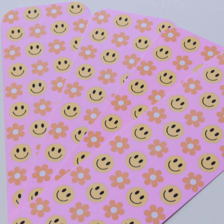 Cosmic Paper Studio – Großhandel Lesezeichen – Lesezeichen mit Smiley-Gesicht und Blumen2