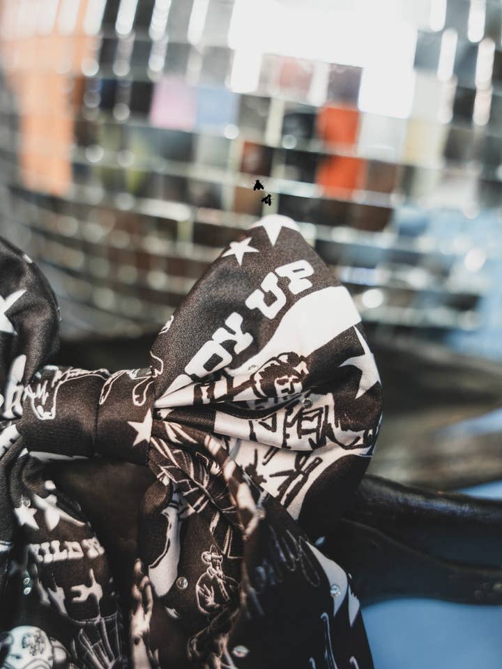 2 Fly Co - Wholesale Screen Printed T-Shirt - Women's - WESTERN PREP BOW *TEJAS THINGS4