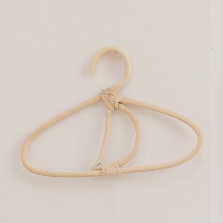 Village Thrive - Wholesale Clothes Hangers - Moon Rattan Hanger0
