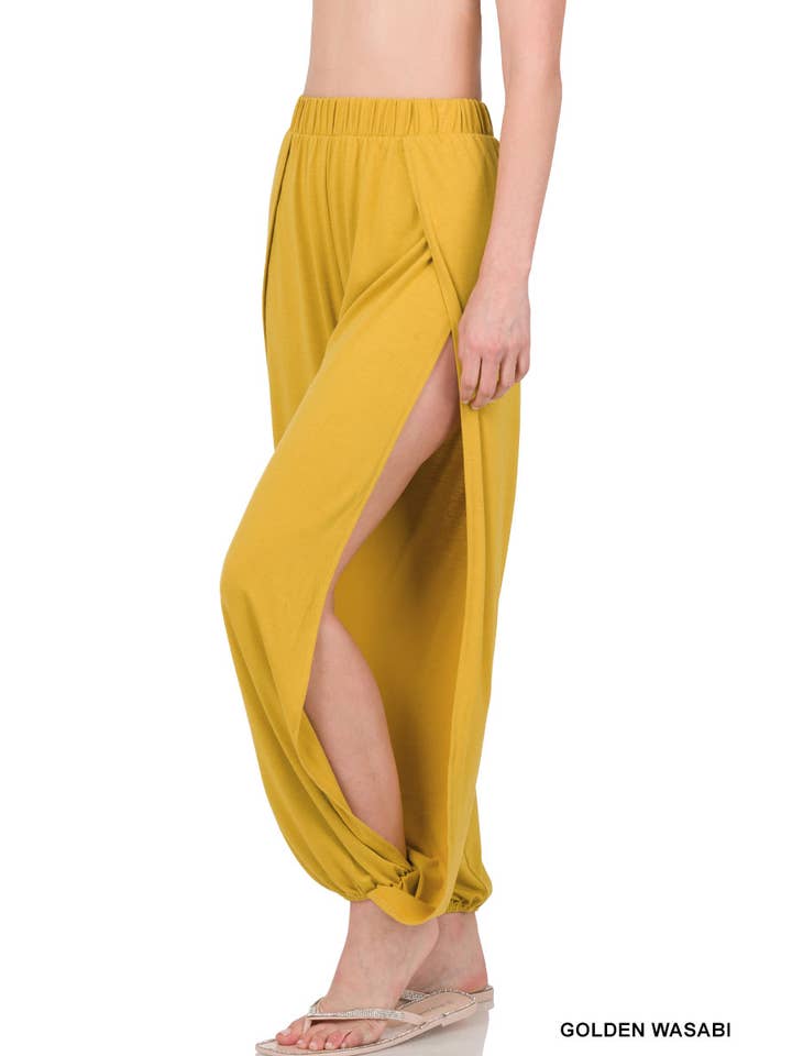 42POPS - Wholesale Pants - Women's - `.Split side pants reg/plus20