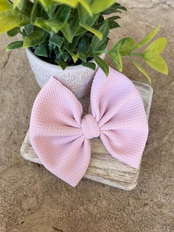 Baby Rosa Rosett för wholesale av All About That Bow