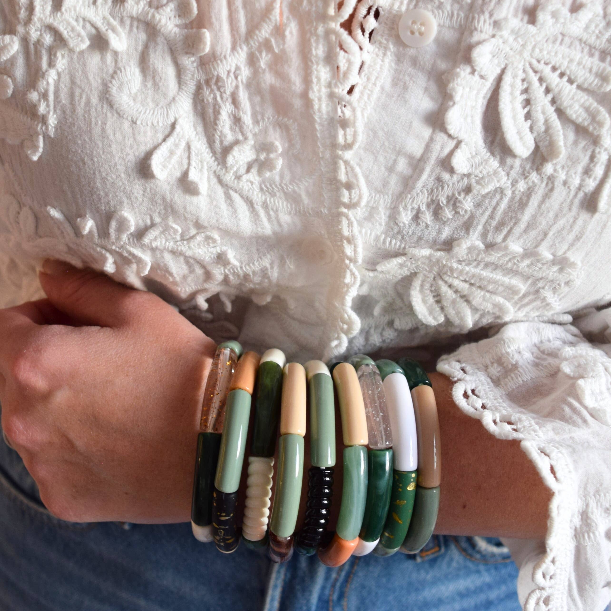 Manacreations – wholesale Pärlarmband – Elastiska bangles i khakitoner14