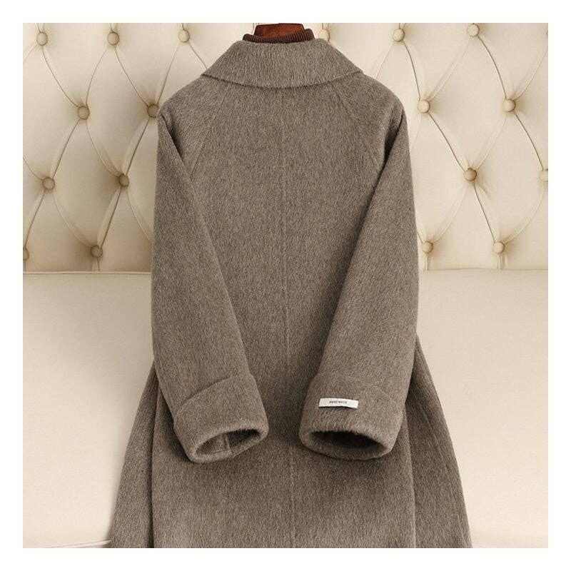 Sheer Trend – Engroshandel Frakke - Dame – Dobbeltforet uldfrakke med hornknapper2