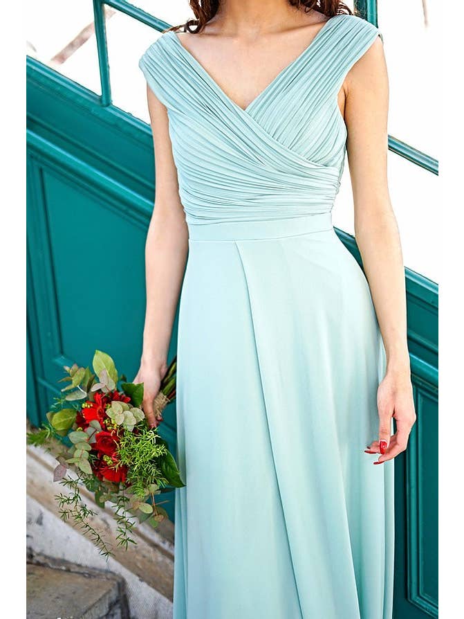 Eva & Lola - Epsilonn - Wholesale Gown - Women's - Thigh Split Bridesmaid Dress - R139010