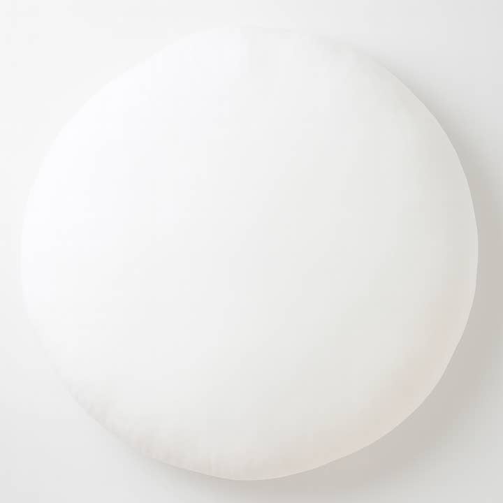 Fennco Styles - Wholesale Pillow Insert - Polyfill Round White Fluffy Pillow Insert1