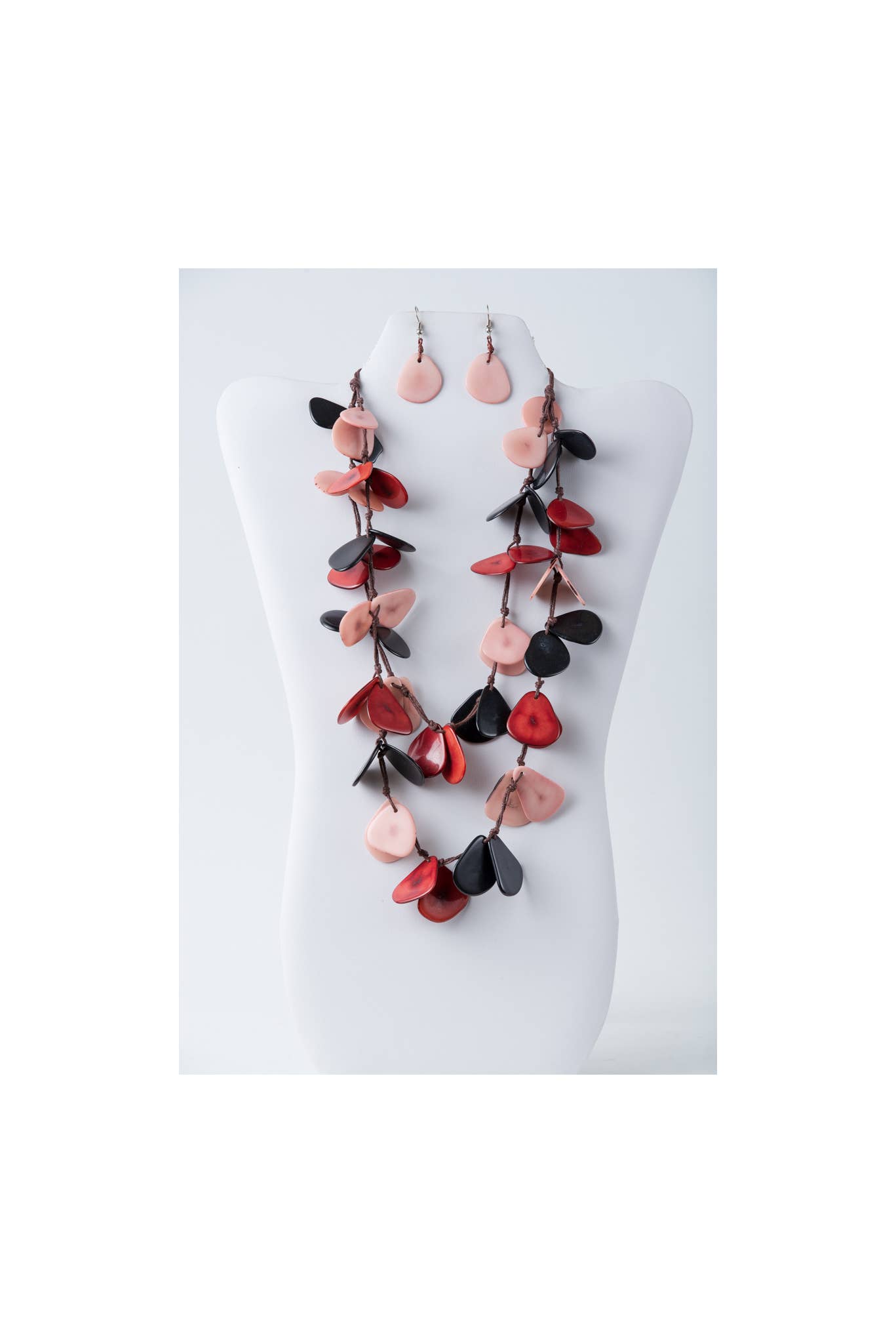 TaguArtsy – wholesale Smycken – Nola kronblad lång Tagua halsbandsuppsättning10