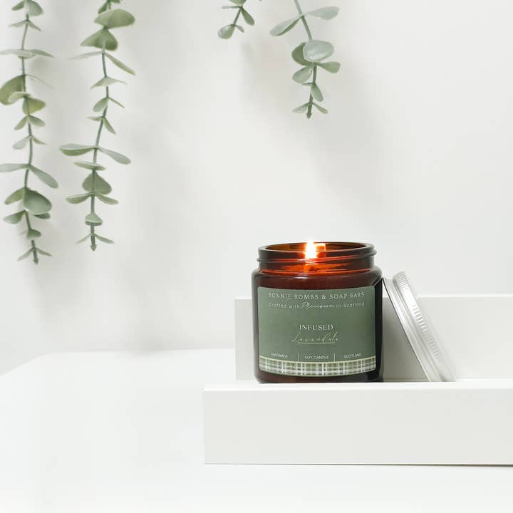 BONNIE BOMBS AND SOAP BARS - Venta al por mayor Velas en tarros - La vela de soja de la costa escocesa2