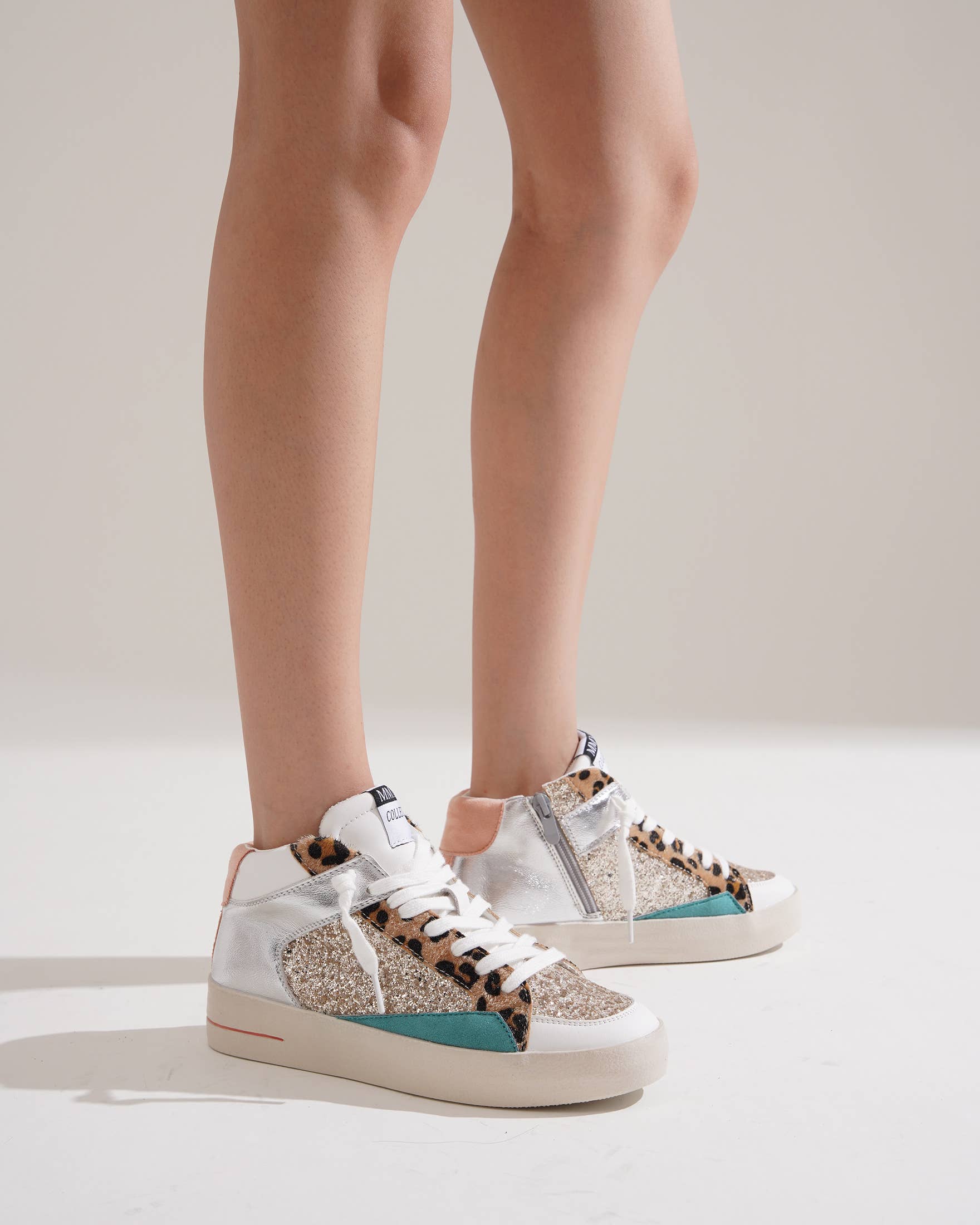 CEREZA - Wholesale Lifestyle Sneakers - Women's - Women's High-cut Platform Sneakers with with glitter detail17