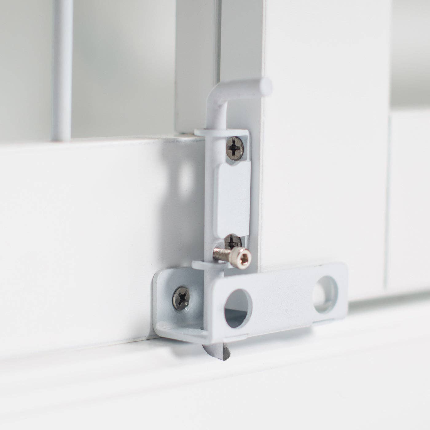 Wooden Sliding Door Dog Crate in White for wholesale on Faire7