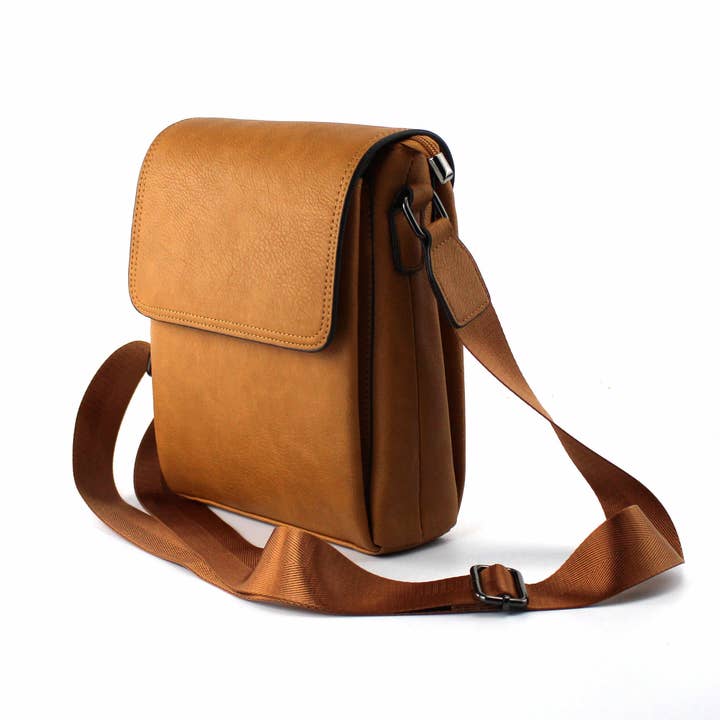 AR New York - Wholesale Messenger Bag - Men's - 7349 Men's Messenger Crossbody Bag2