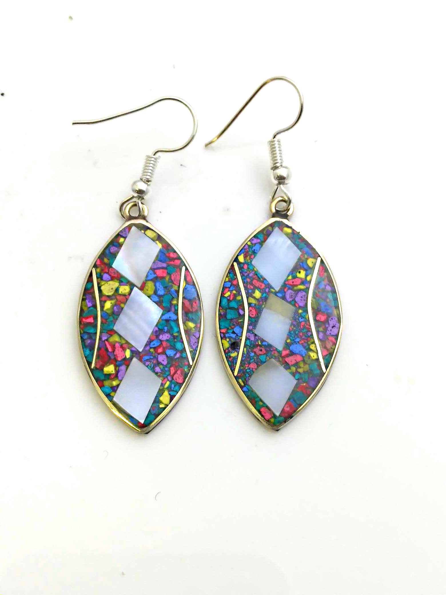 Costello International - Vente Boucles d'oreilles pendantes - La plus grande variété de boucles d'oreilles artisanales incrustées de mosaïque mexicaine66