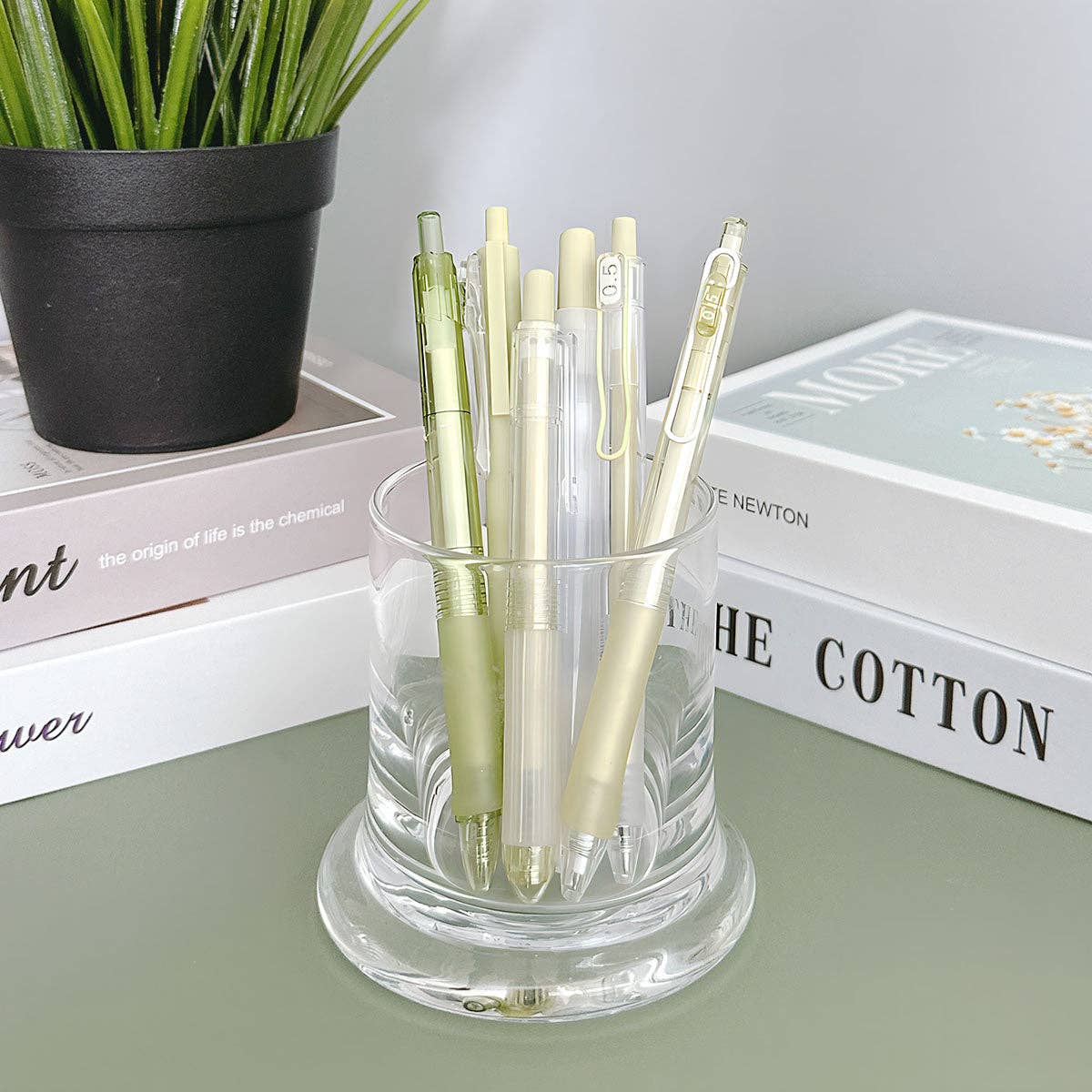 Wrapables.com - Wholesale Pen - Wrapables Retractable Rollerball Pens and Highlighter Set 64