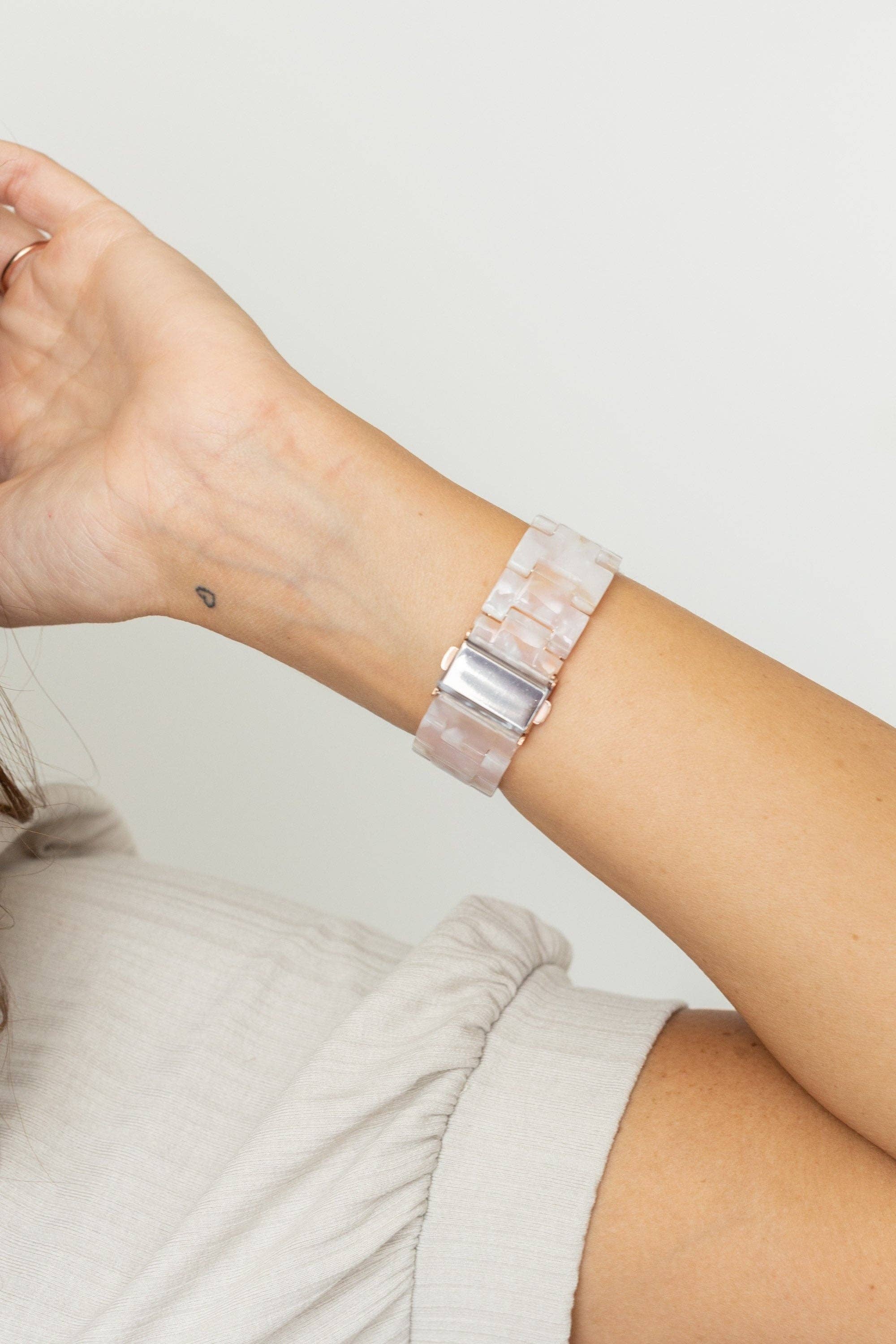 StrawberryAvocados - Wholesale Watch Band/Strap - Women's - Amy Acrylic Nude Apple Watch Band5