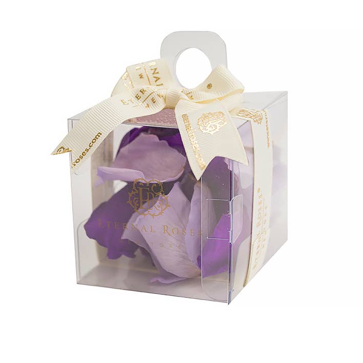 Eternal Roses® - Wholesale Dried/Pressed Flowers - Luxury Scented Eternal Petals1