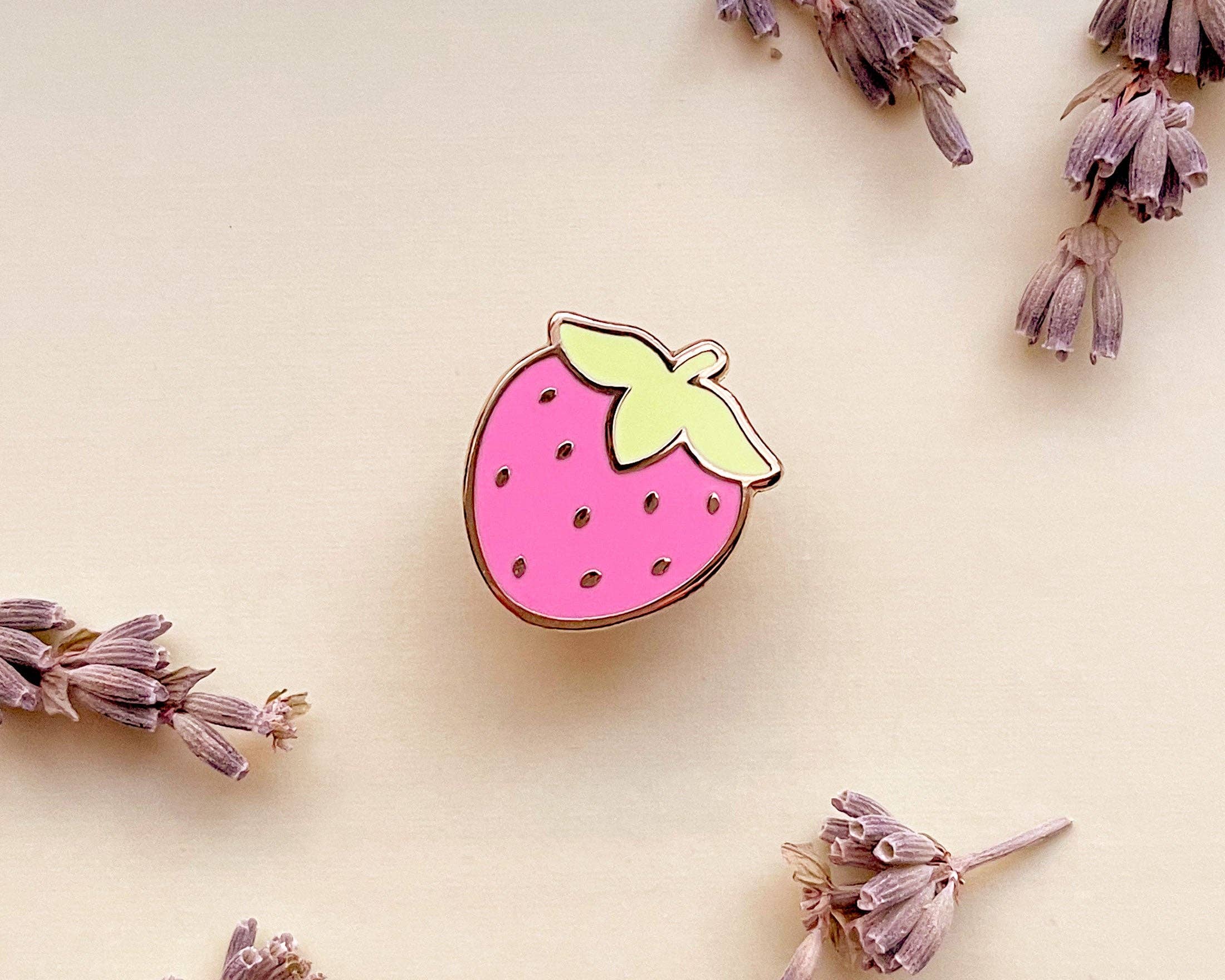 Alum and Ink - Vendita all'ingrosso Spilla da bavero - Mini graziosa spilla smaltata a fragola8