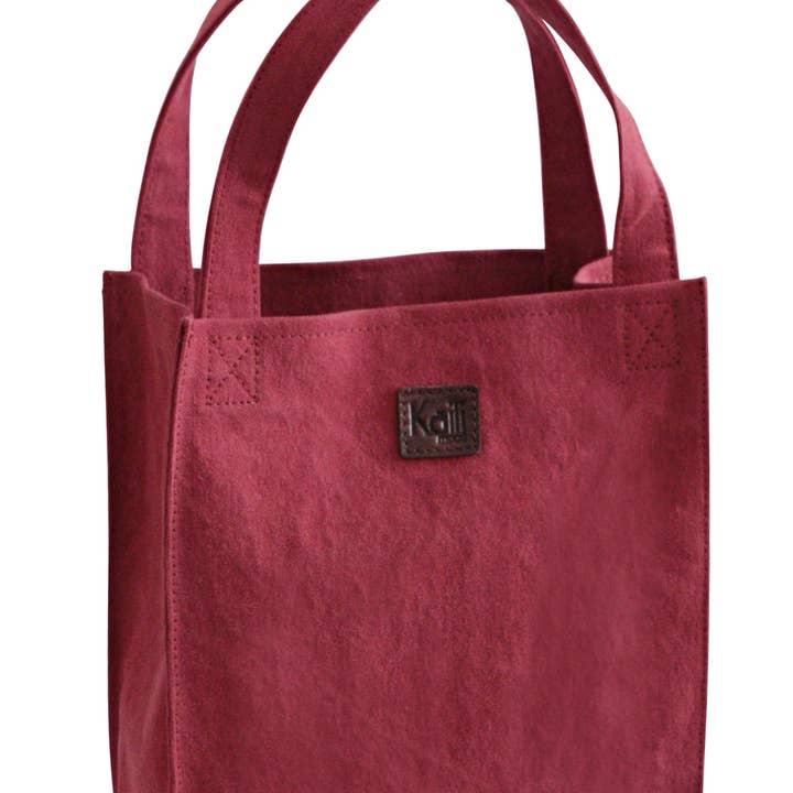 Kaili mood / RENATO BORZATTA - Italy since 1978 - - Wholesale Wine Tote - K0017XB | Luxury Double Bottle Bag in Canvas/ Full-grain Genuine Leather, ruffled. Color Bordeaux/Dark Brown. Capacity: 2 bottles. Dimensions: cm 22 x 37 x 10. Packaging: Polybag0