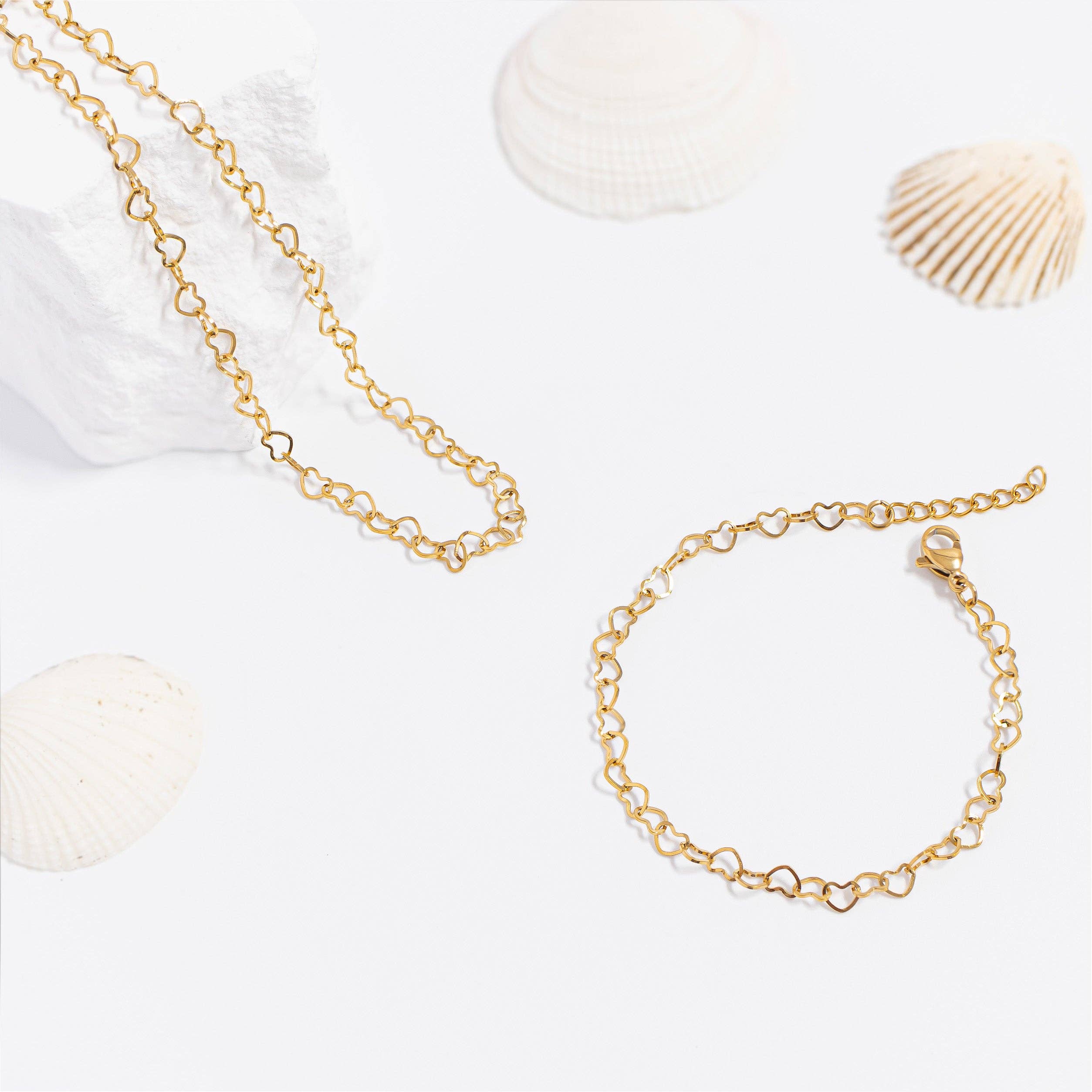 WJW - Wholesale Link & Chain Bracelet - 18K Gold PVD Stainless Steel Linked Heart Chain Bracelet6