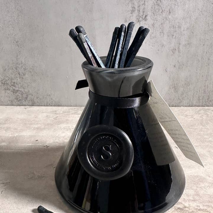 Ember Clochè | Allumettes de Luxe pour la vente par Scents Luxury Studio