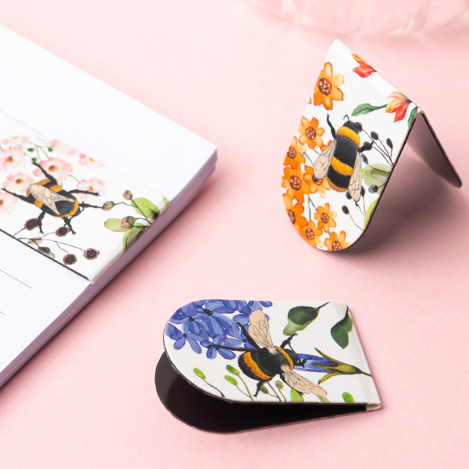 Nibble Distributors Ltd - Wholesale Bookmark - S/4 Nectar Meadows magnetic bookmarks (24)0