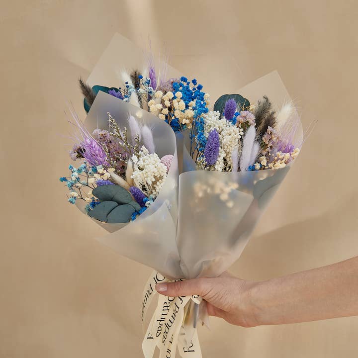 For Love Of Pampas - Wholesale Dried/Pressed Flowers - Small Dried Flower Bouquets - Blue