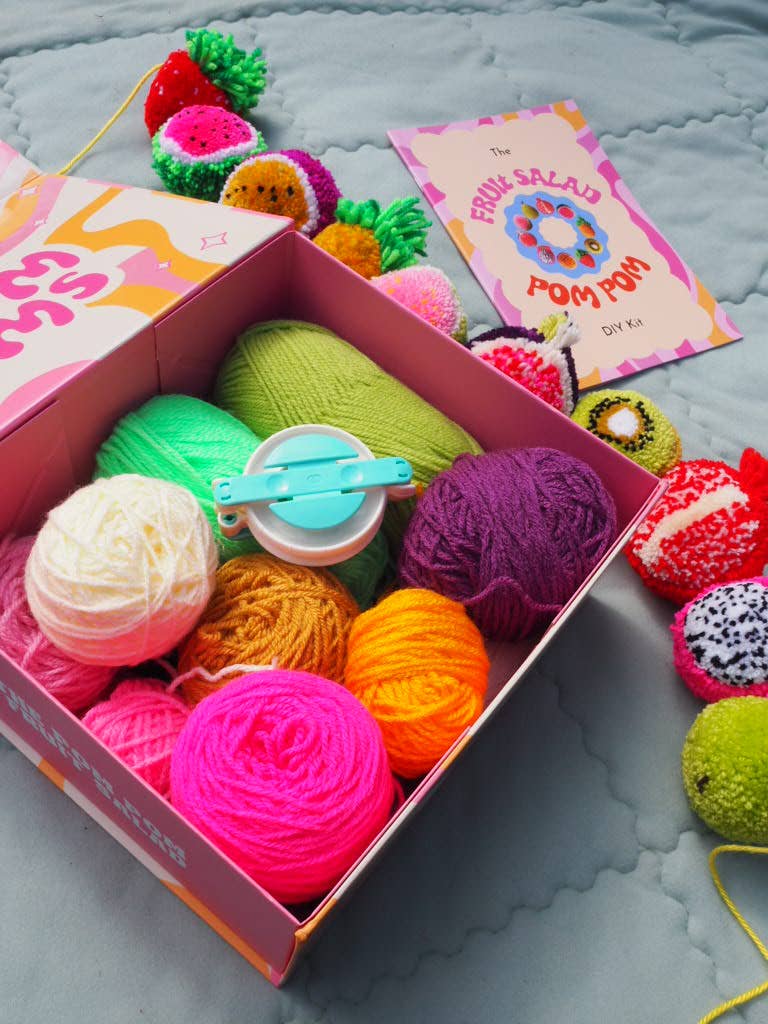 Fat Pom Poms – Großhandel Bastelset – Fruchtsalat Pom Pom DIY Kit - Macht 10 verschiedene Früchte!5