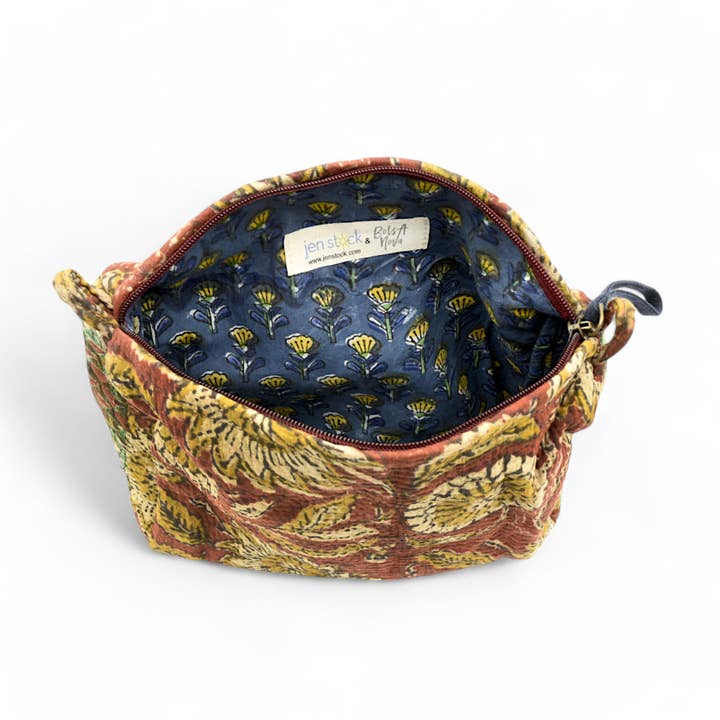 Bolsa Nova Handbags - Wholesale Pouch - Women's - BOLSA NOVA X JEN STOCK ULTIMATE POUCH IN BRICK1