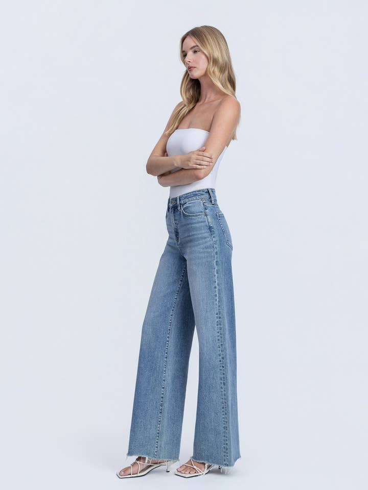 CLOSENESS SUPER HIGH RISE MEDIUM WASH RAW HEM WIDE LEG JEANS F6373 for wholesale on Faire7