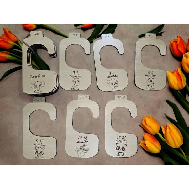 Organizzatori di vestiti per bambini per la vendita all'ingrosso da parte di Kaci's Kreations