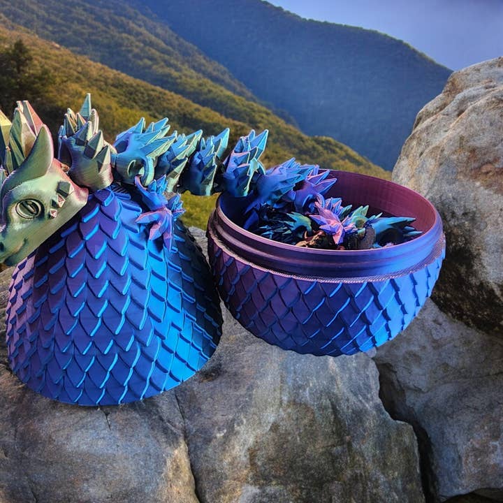 Colorshift Fidget Dragon met ei voor wholesale door Crafted Mayhem
