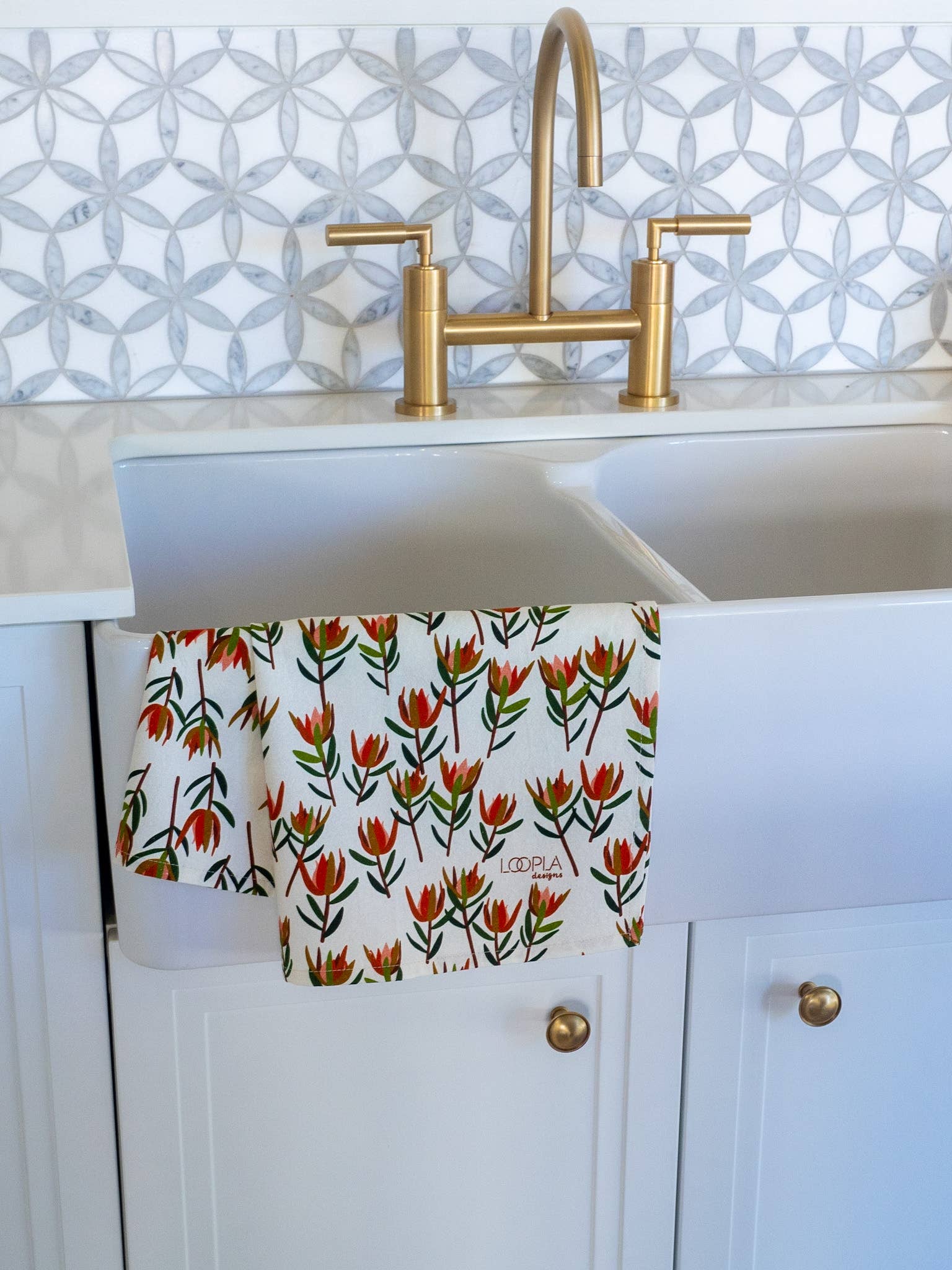 Loopla - Wholesale Tea Towel - Leucadendron Cream Cotton Crepe Tea Towel3