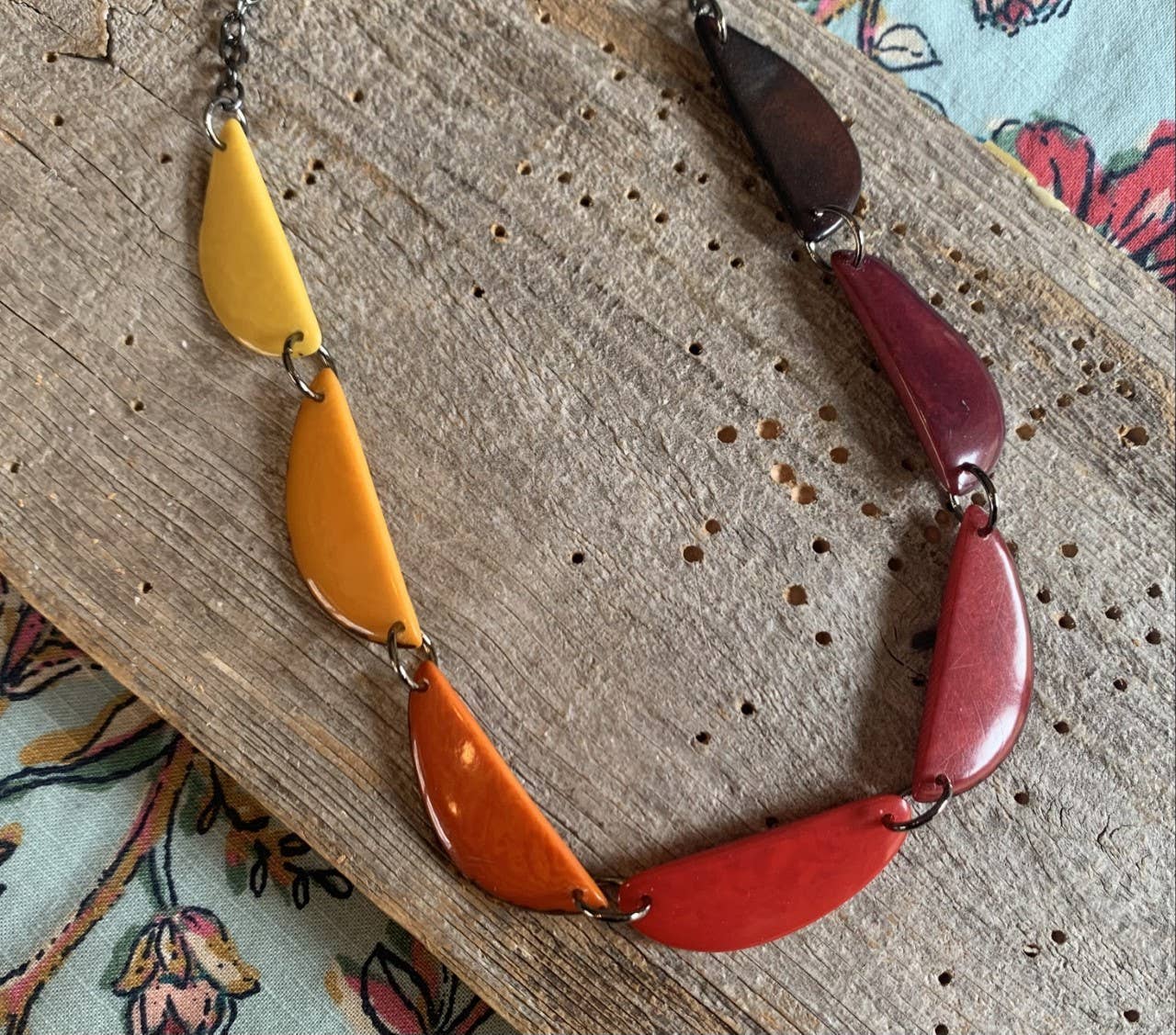 Veronica Riley Martens - Wholesale Bib Necklace - 7-piece Ombre Crescent-Shaped Tagua Necklace5
