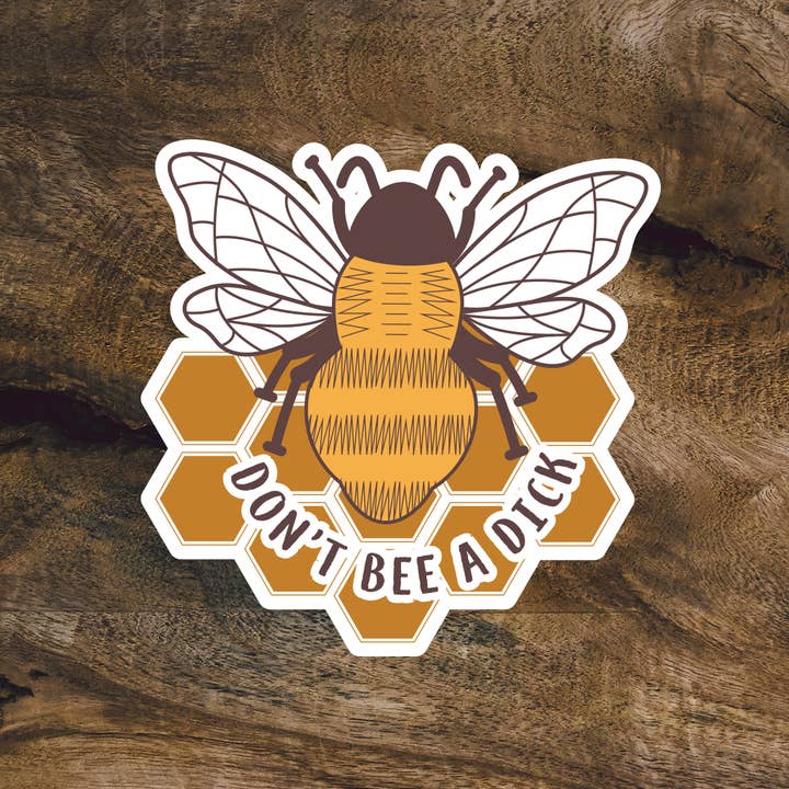 Banana Travels Press – wholesale Klistermärke – Bee inte en kukklistermärke | Bee klistermärke | Honeycomb Bee Stick1
