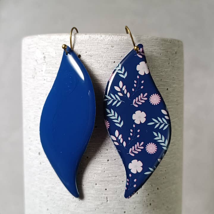 Angers reversible earrings — floral pattern 1248 for wholesale by une Hirondelle sous le Tilleul