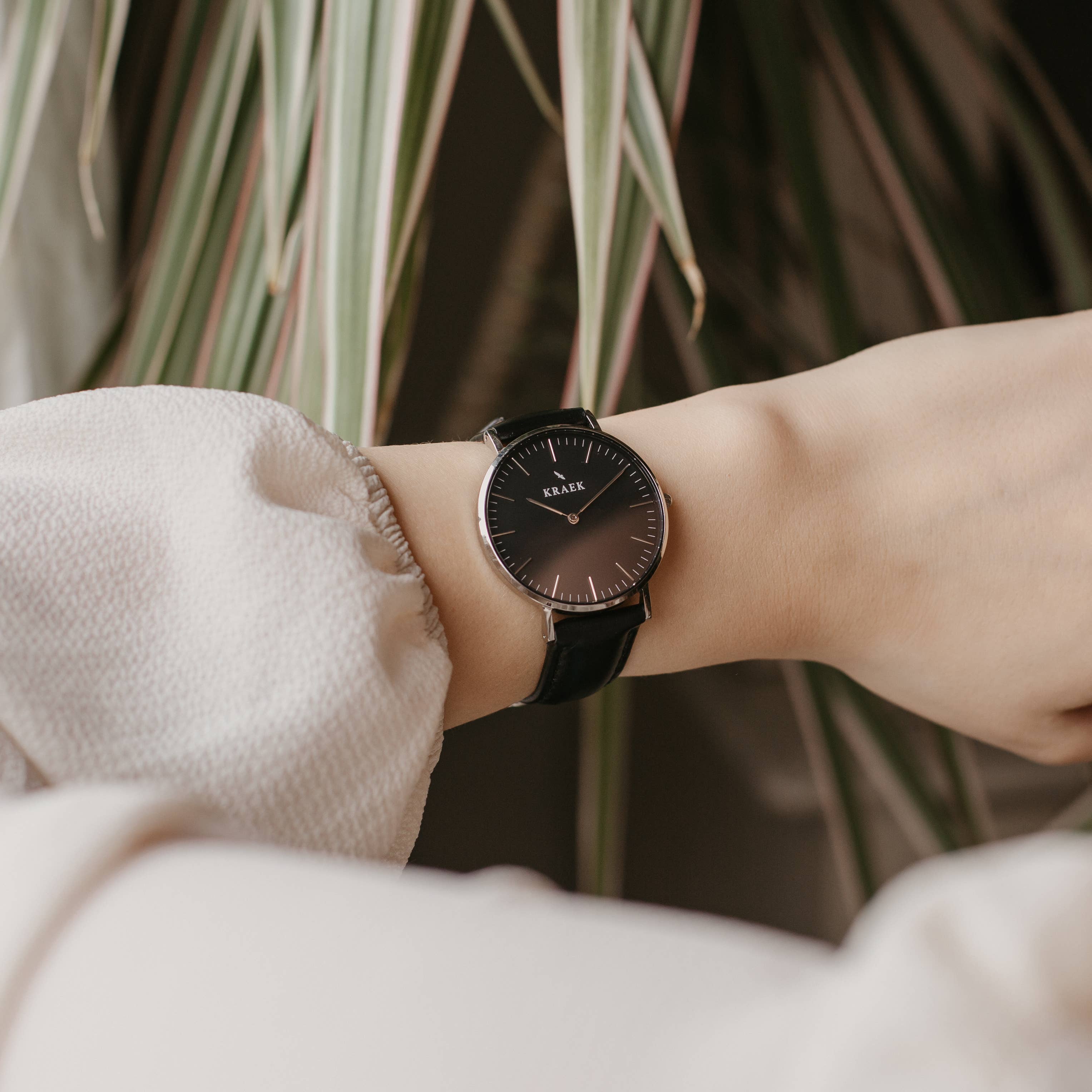 KRAEK Watches - Wholesale Watch Band/Strap - Women's - Black Leather Strap With Silver Buckle | 18 mm1