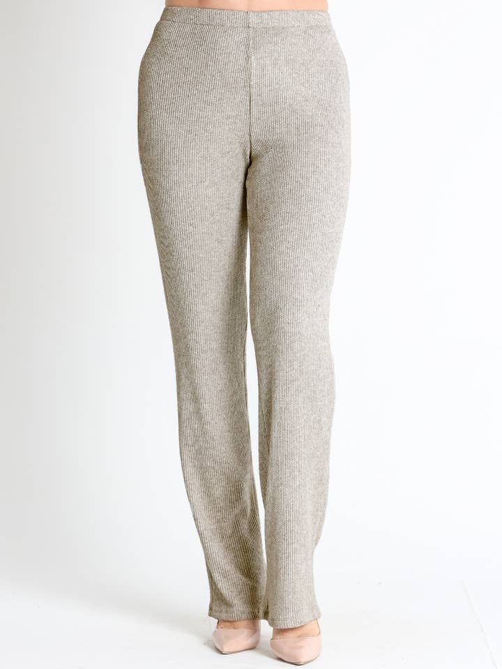 370046N PANTALONE A COSTE IN MAGLIA LANA per la vendita all'ingrosso da parte di LOURDES CASTILLO