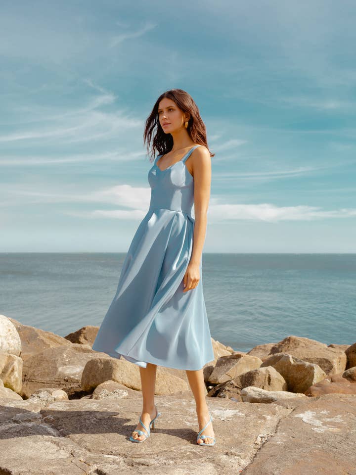 Robe corset pour la vente par BNH CLOTHING LDA